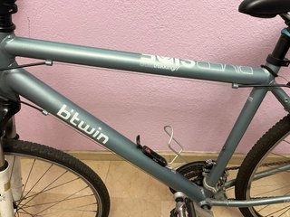Bicicleta Btwin CrossTrecking Gris