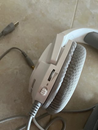Cascos GAME blancos