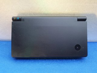 CONSOLA NINTENDO DSI NEGRA