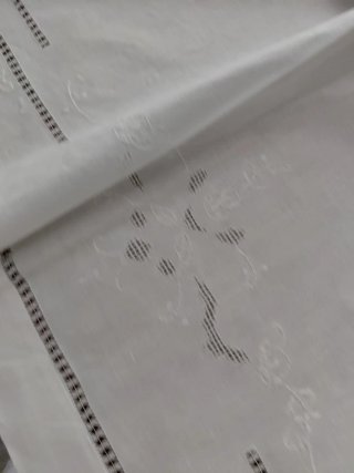 Lenzuolo lino con 2 federe ricamate a mano