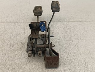 PEDAL EMBRAGUE FORD FOCUS BERLINA (CAK) FFDA