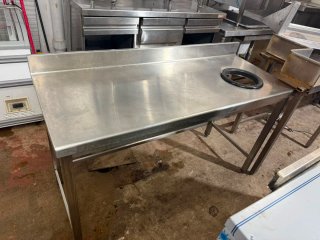 Mesa de acero inoxidable