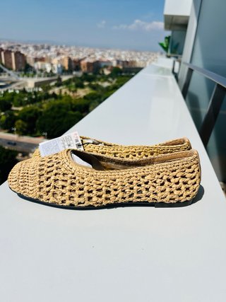 Bailarinas Zara trenzadas beige Talla 39