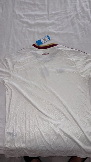Camiseta  2026 Talla L