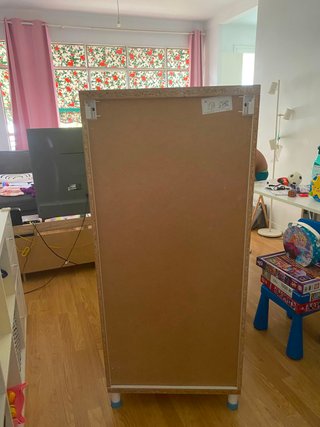 Mueble infantil verde y blanco