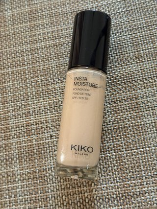 Base de Maquillaje Kiko Insta Moisture Beige