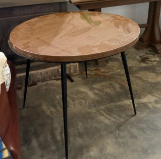 Mesa redonda madera y metal
