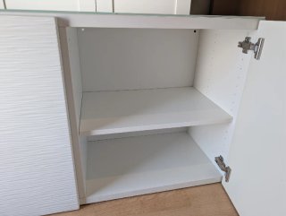 BESTÅ Estantería con puertas