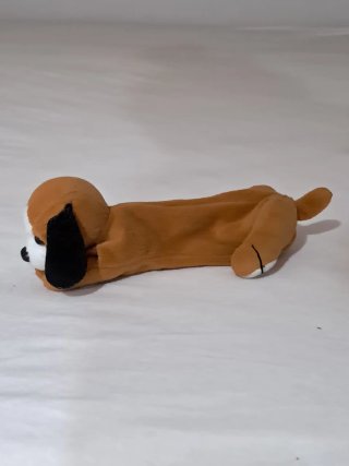 Estuche de peluche de perro