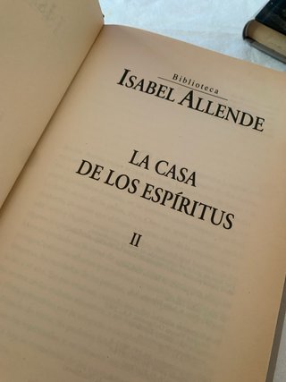 La casa de los espíritus I y II – Isabel Allende