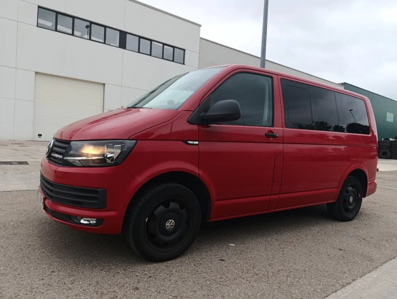 Volkswagen Caravelle 2016 - foto 1