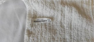 Camisa de tirantes con escote y encaje
