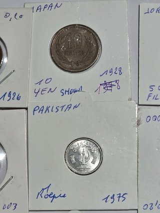 Lote 24 Monedas Asiáticas Variadas