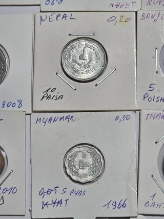 Lote 24 Monedas Asiáticas Variadas