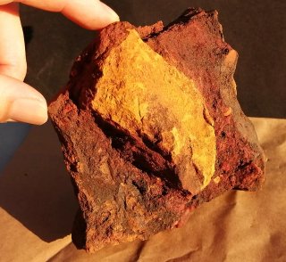 Mineral Limonita Montaña Hierro