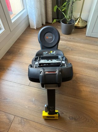 2 Sillasde coche BeSafe + isofix