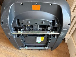2 Sillasde coche BeSafe + isofix