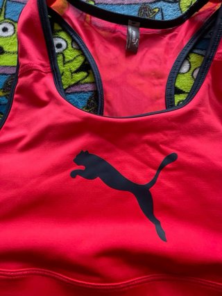 Top deportivo Puma rojo