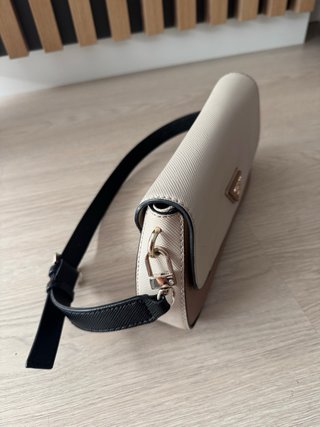 Bolso Guess Beige y Marrón
