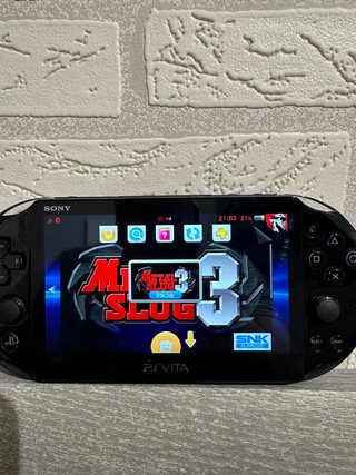 PS Vita Slim Negra + FIFA 15 + Accesorios