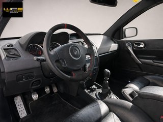 Renault Mégane RENAULT F1 TEAM 2.0T 225CV