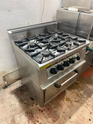 Cocina industrial 4 fuegos con cajón