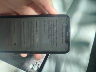 iPhone 11 Apple y con caja y funda
