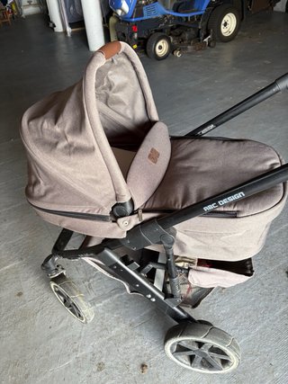 Cochecito ABC con capazo y funda impermeable