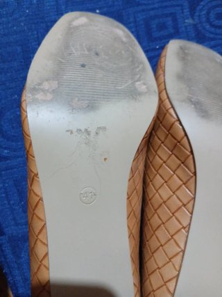 Zapatos de tacón beige/caramelo talla 41