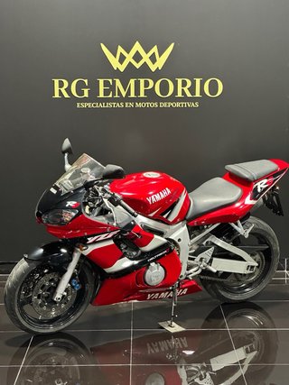 YZF R6 DESDE 84€/MES