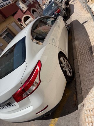Renault Latitude 2014