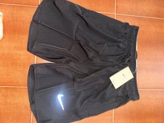 Conjunto Nike Running Naranja y Negro Talla M