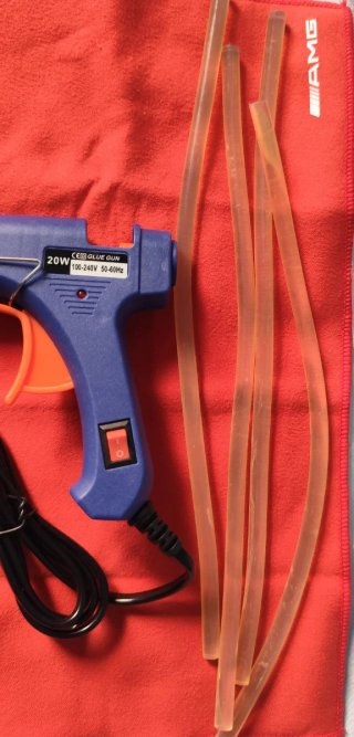 Pistola Silicona Caliente 20W + Barras