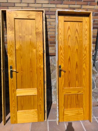 6 Puertas interiores de madera maciza color miel