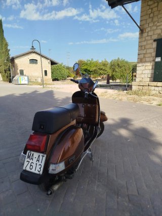 Vespa T5 125cc Marrón