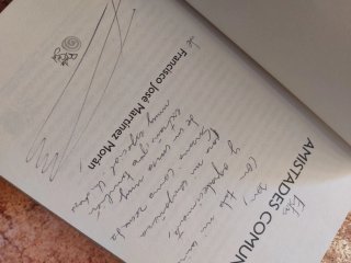 Amistades comunes - Firmado por el autor