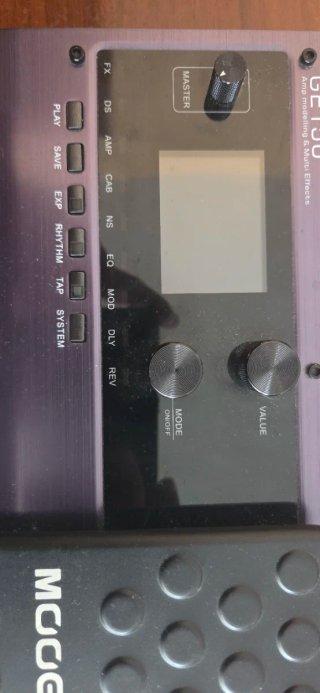 Mooer GE150 Modelador de Amplificadores