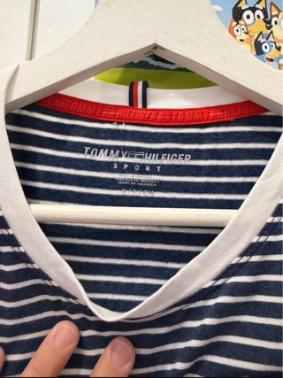 Camiseta Tommy Hilfiger Rayas Nuevo