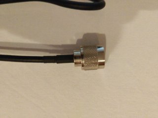 Cable coaxial con conectores
