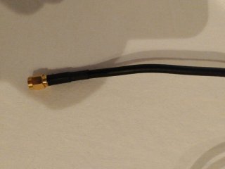 Cable coaxial con conectores