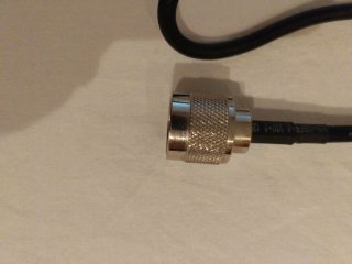 Cable coaxial con conectores