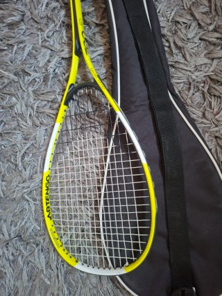 Raqueta Squash Artengo Serie 7 + funda Nueva.
