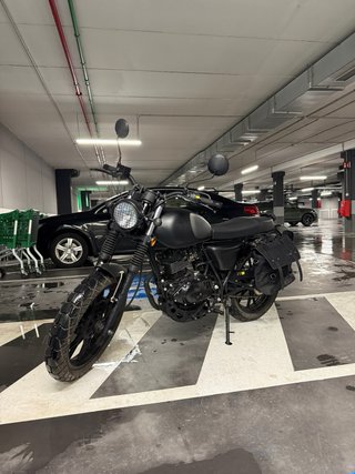 Mutt FSR 125 2020 — Solo 2.500 km — Impecable