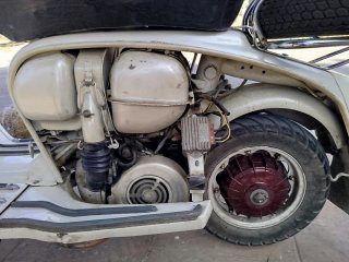 Lambretta 150 CC  Beige/Burdeos