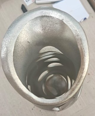 Vaso scultura traforato H 40 cm