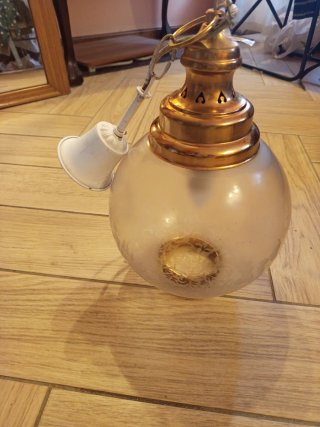 Lámpara techo globo dorada grande cristal