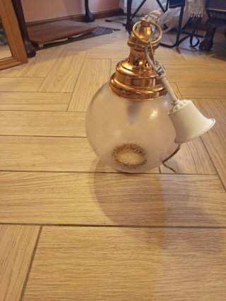 Lámpara techo globo dorada grande cristal