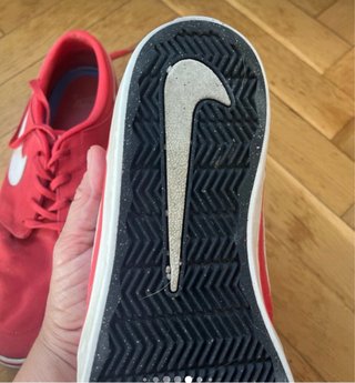 Zapatillas Nike Rojas y Blancas