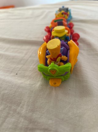 Lote 5 Superthings con coches, precio en la desc.