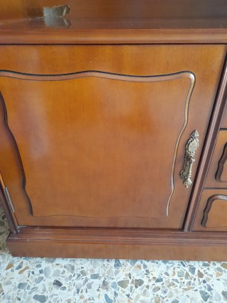 Mueble TV madera clásico